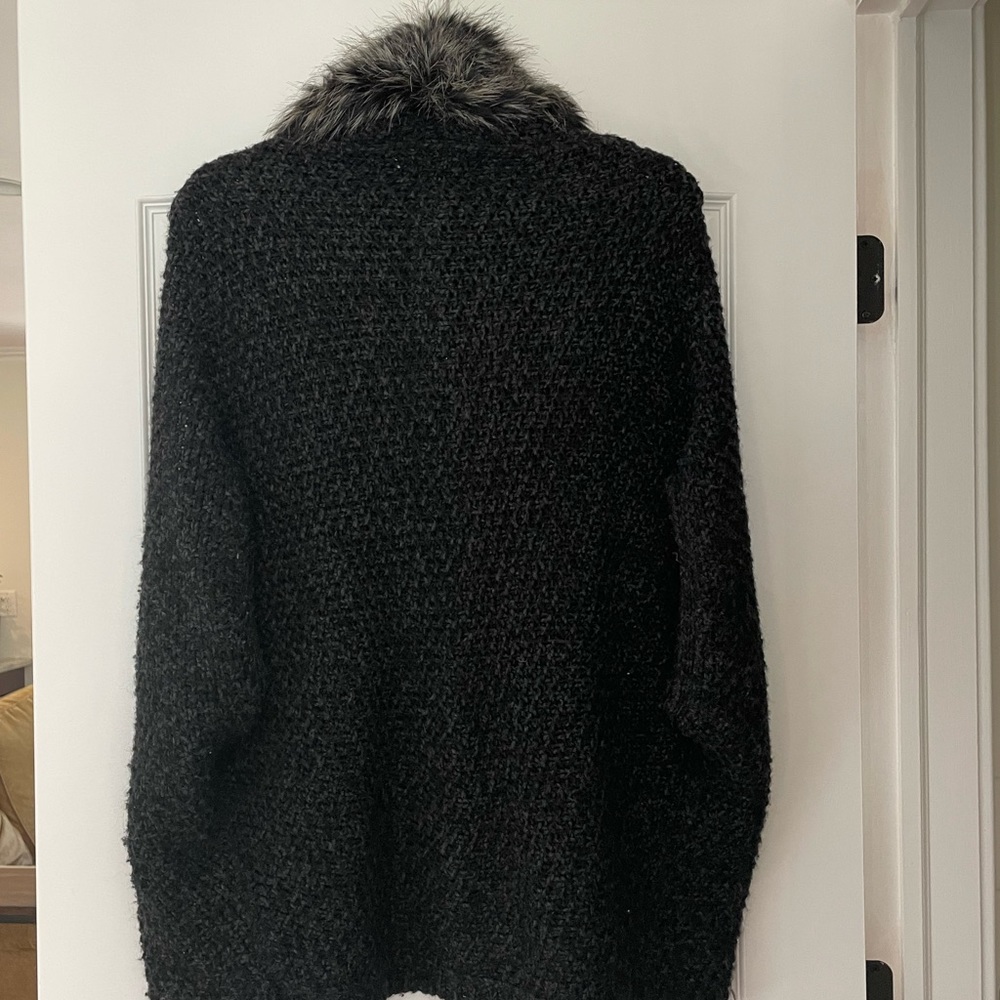 Cardigan - Picture 5 of 8